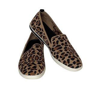 Me Too‎ Kaylee Leopard Yoga Mat Skimmers. Size 8.5.